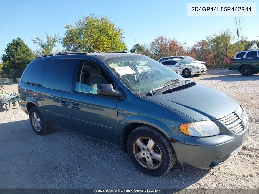 2005 Dodge Grand Caravan Sxt VIN: 2D4GP44L55R442844 Lot: 40520815