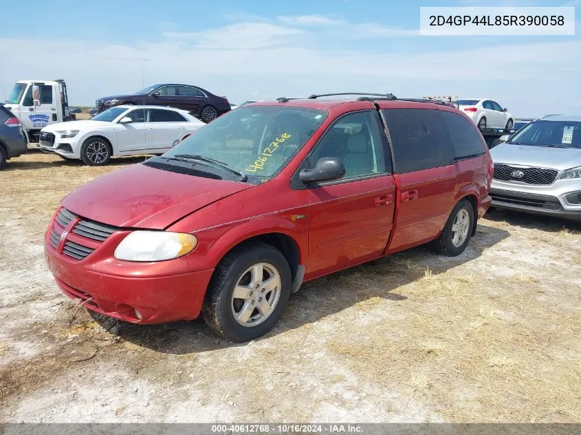 2D4GP44L85R390058 2005 Dodge Grand Caravan Sxt