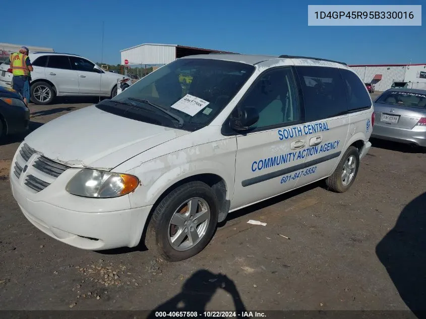 2005 Dodge Caravan Sxt VIN: 1D4GP45R95B330016 Lot: 40657508