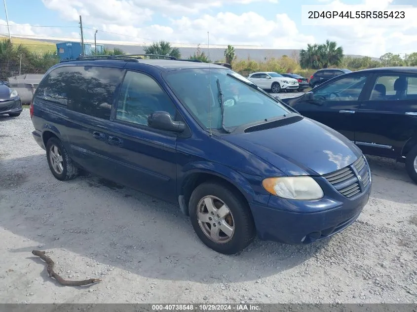 2005 Dodge Grand Caravan Sxt VIN: 2D4GP44L55R585423 Lot: 40738548