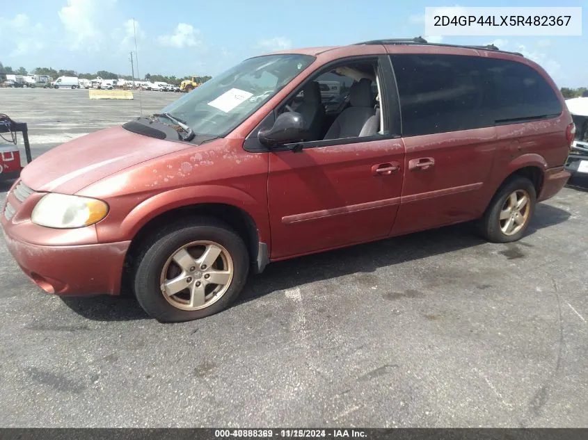 2005 Dodge Grand Caravan Sxt VIN: 2D4GP44LX5R482367 Lot: 40888369