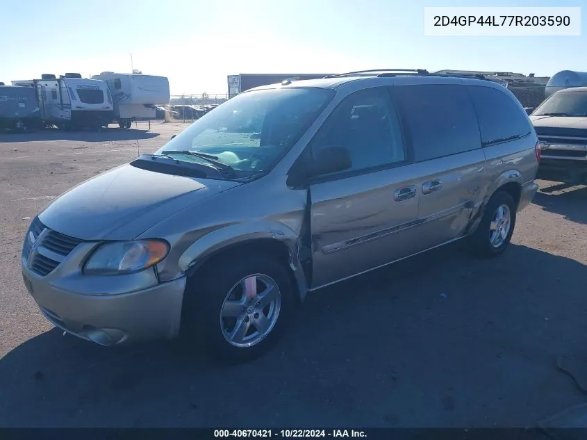 2007 Dodge Grand Caravan Sxt VIN: 2D4GP44L77R203590 Lot: 40670421