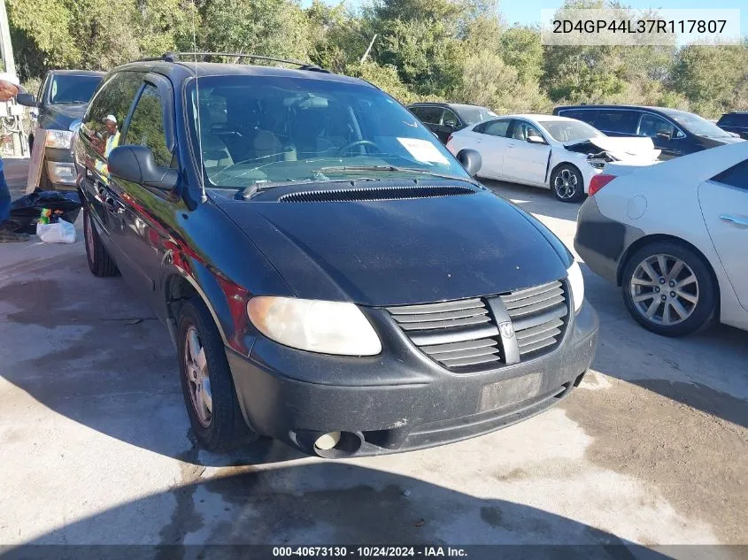 2007 Dodge Grand Caravan Sxt VIN: 2D4GP44L37R117807 Lot: 40673130