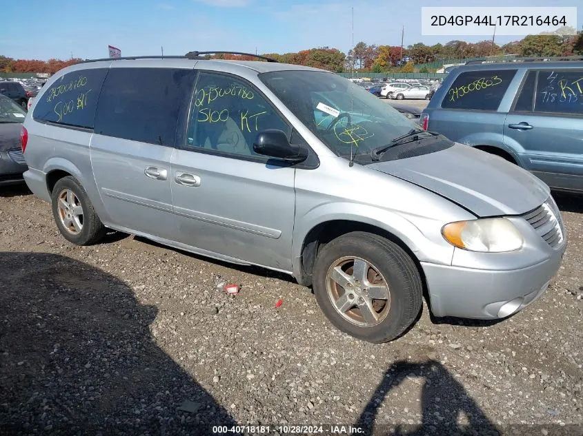 2007 Dodge Grand Caravan Sxt VIN: 2D4GP44L17R216464 Lot: 40718181