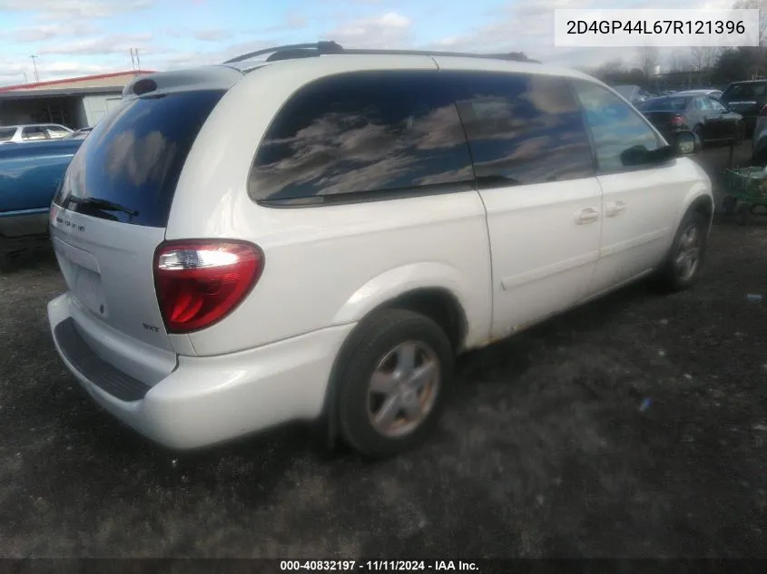 2007 Dodge Grand Caravan Sxt VIN: 2D4GP44L67R121396 Lot: 40832197