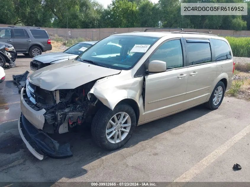 2C4RDGCG5FR616952 2015 Dodge Grand Caravan Sxt