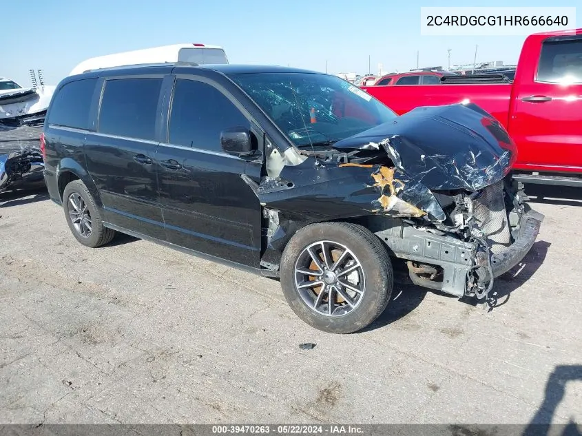 2C4RDGCG1HR666640 2017 Dodge Grand Caravan Sxt