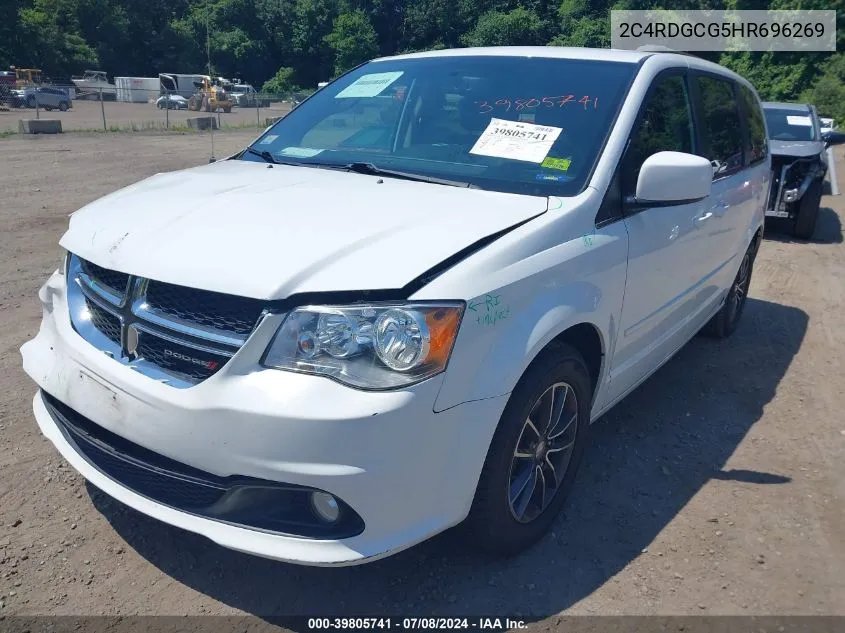 2C4RDGCG5HR696269 2017 Dodge Grand Caravan Sxt