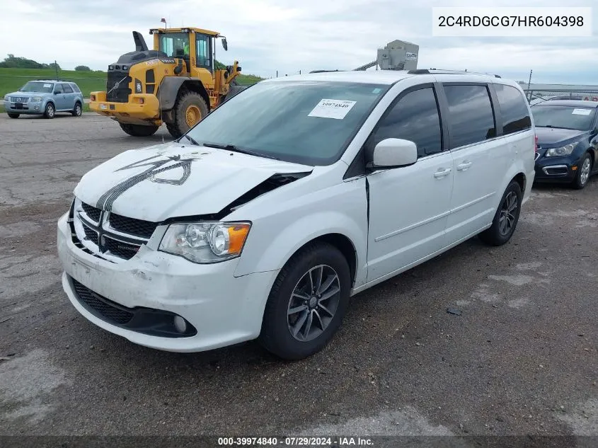 2017 Dodge Grand Caravan Sxt VIN: 2C4RDGCG7HR604398 Lot: 39974840