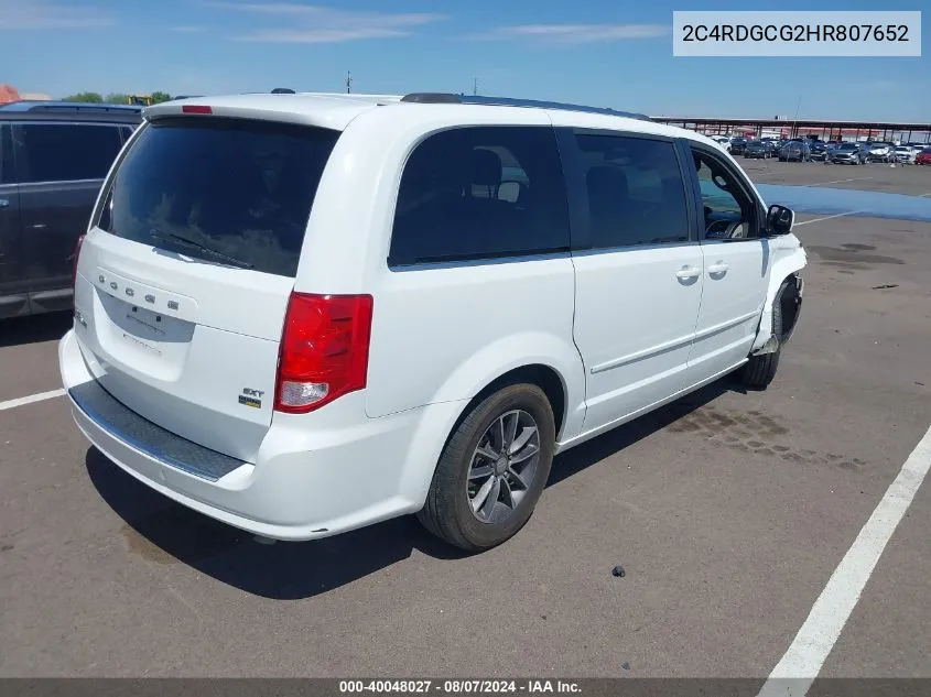 2C4RDGCG2HR807652 2017 Dodge Grand Caravan Sxt