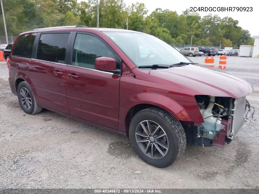 2C4RDGCG8HR790923 2017 Dodge Grand Caravan Sxt