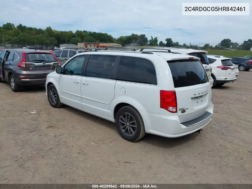 2C4RDGCG5HR842461 2017 Dodge Grand Caravan Sxt