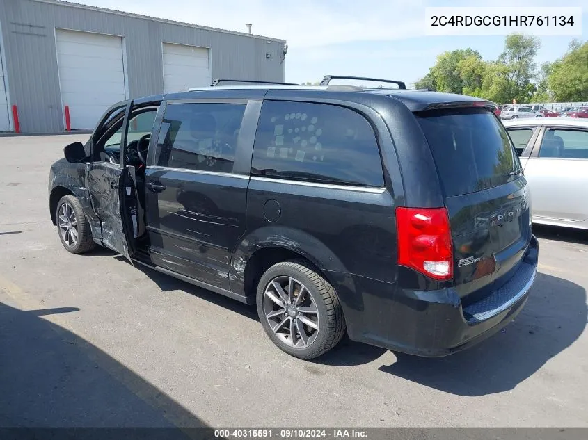 2C4RDGCG1HR761134 2017 Dodge Grand Caravan Sxt