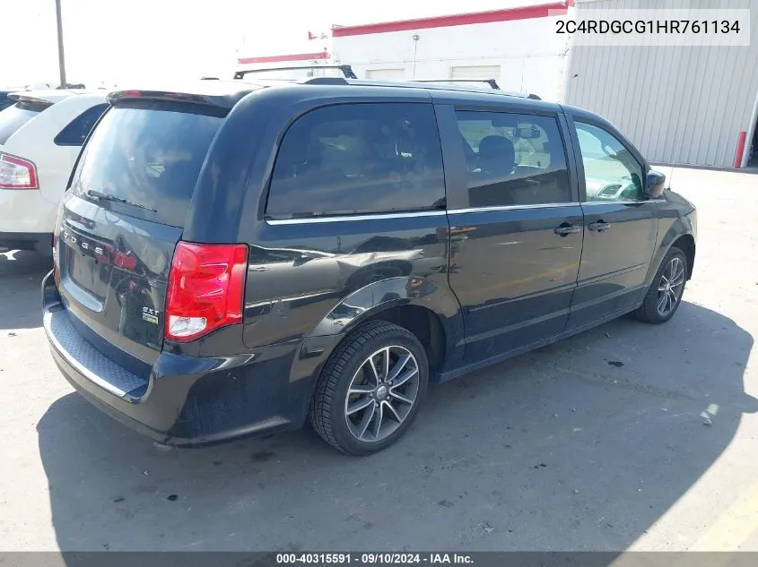 2C4RDGCG1HR761134 2017 Dodge Grand Caravan Sxt