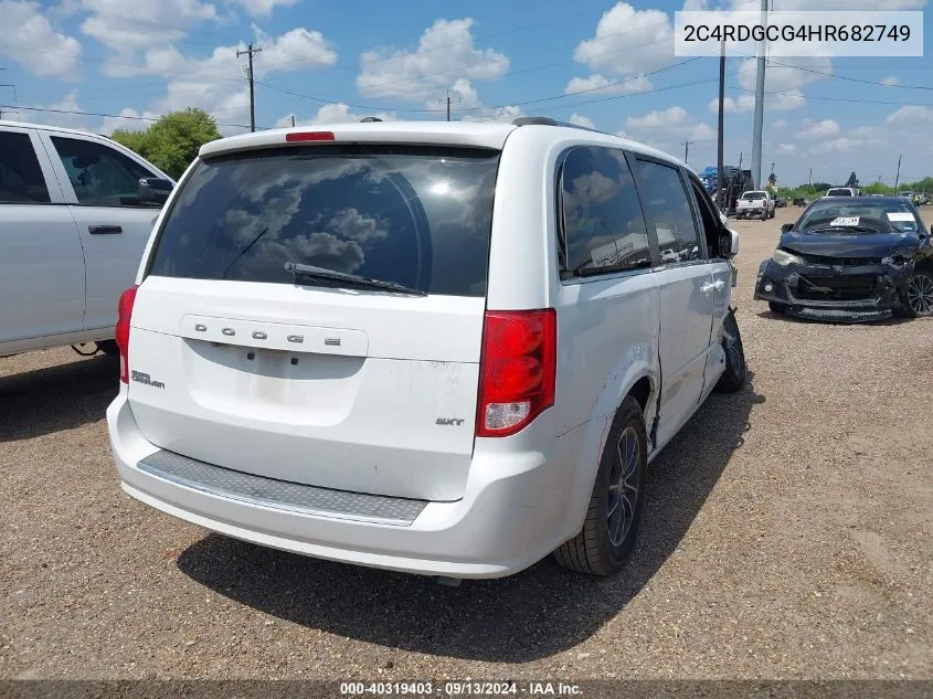 2C4RDGCG4HR682749 2017 Dodge Grand Caravan Sxt