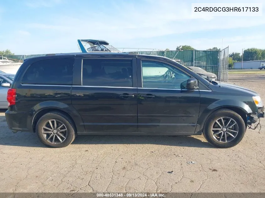 2C4RDGCG3HR617133 2017 Dodge Grand Caravan Sxt