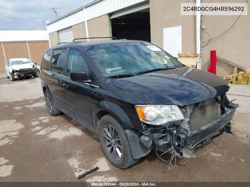 2C4RDGCG4HR596292 2017 Dodge Grand Caravan Sxt