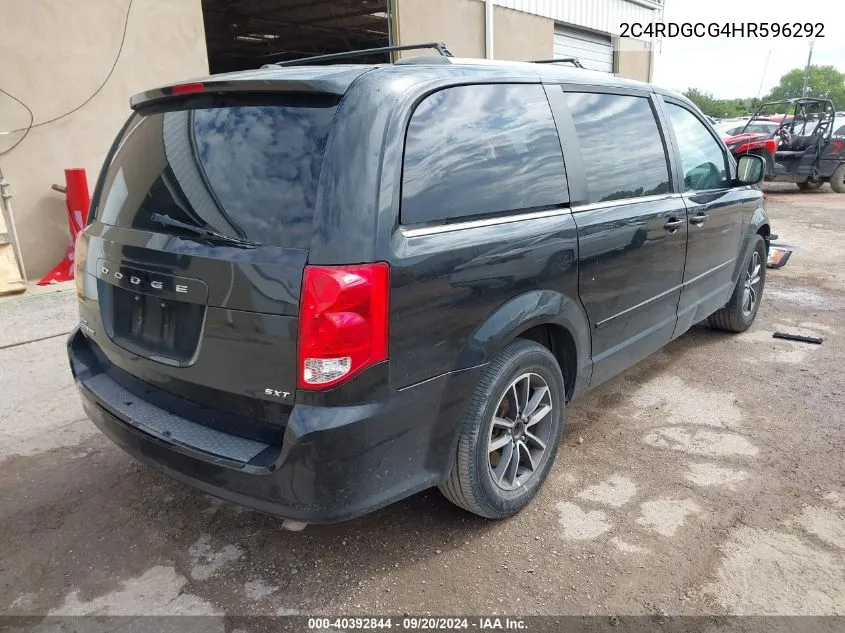 2C4RDGCG4HR596292 2017 Dodge Grand Caravan Sxt