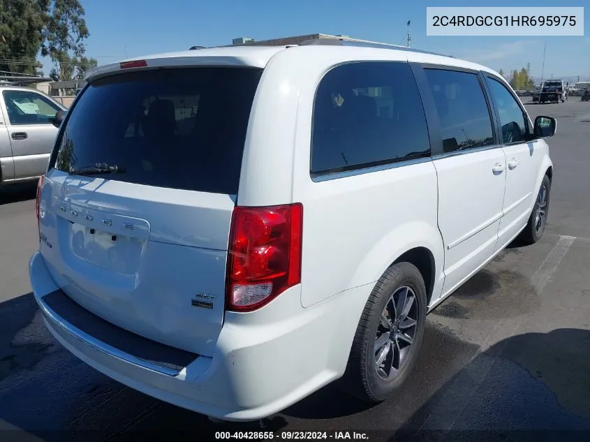 2C4RDGCG1HR695975 2017 Dodge Grand Caravan Sxt