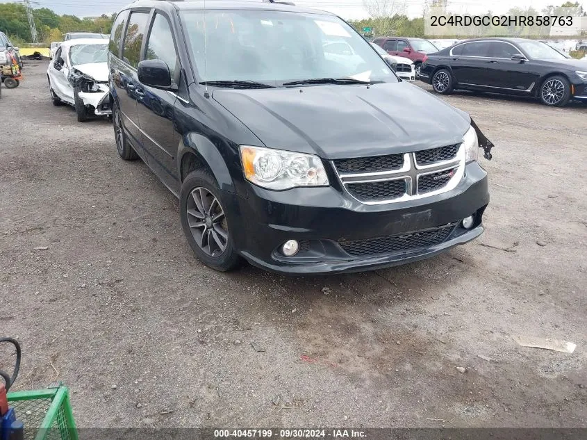 2017 Dodge Grand Caravan Sxt VIN: 2C4RDGCG2HR858763 Lot: 40457199