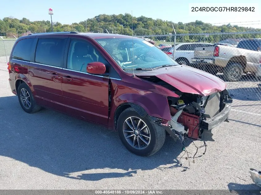 2017 Dodge Grand Caravan Sxt VIN: 2C4RDGCG7HR829842 Lot: 40548186