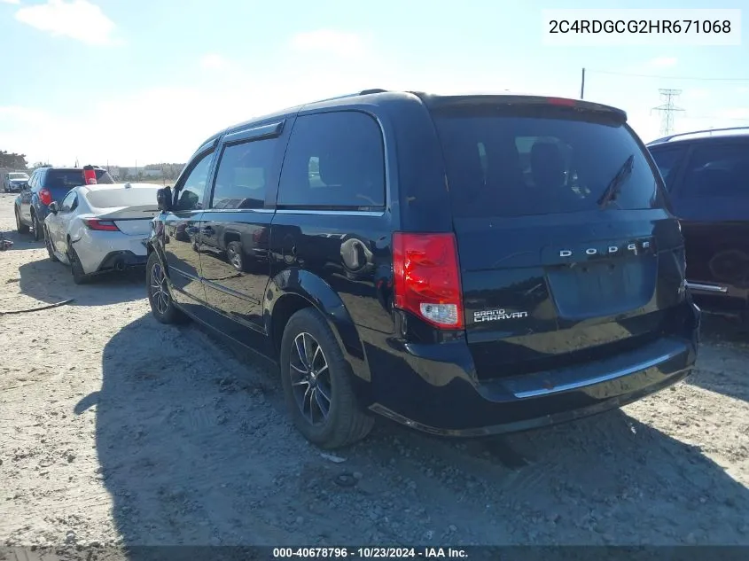 2C4RDGCG2HR671068 2017 Dodge Grand Caravan Sxt