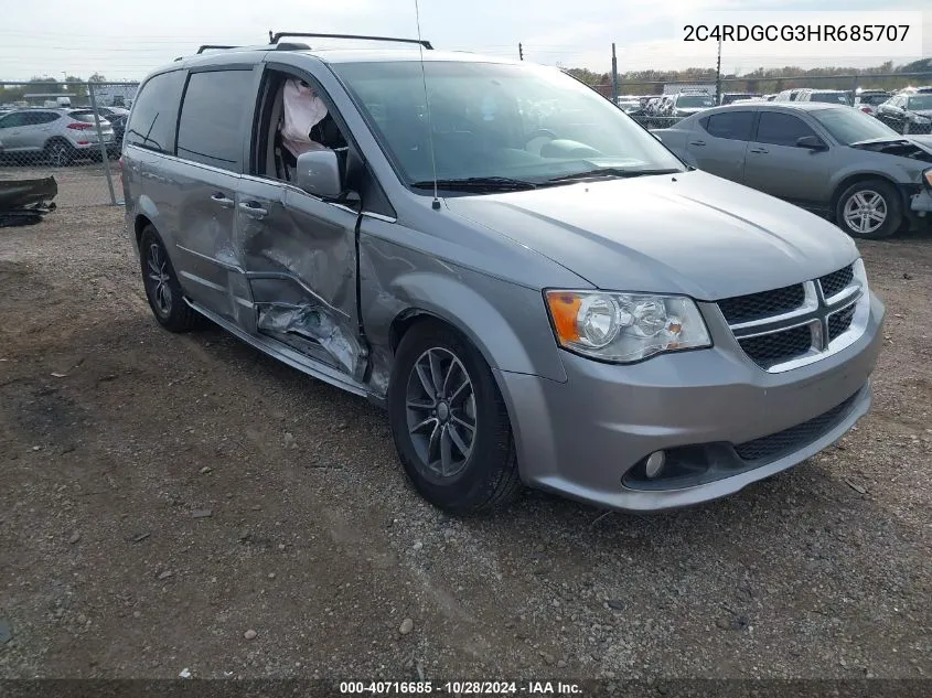 2C4RDGCG3HR685707 2017 Dodge Grand Caravan Sxt