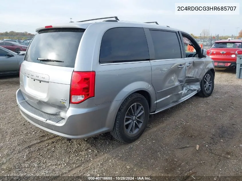 2C4RDGCG3HR685707 2017 Dodge Grand Caravan Sxt