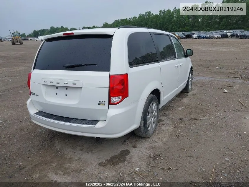 2C4RDGBGXJR219246 2018 Dodge Grand Caravan Se