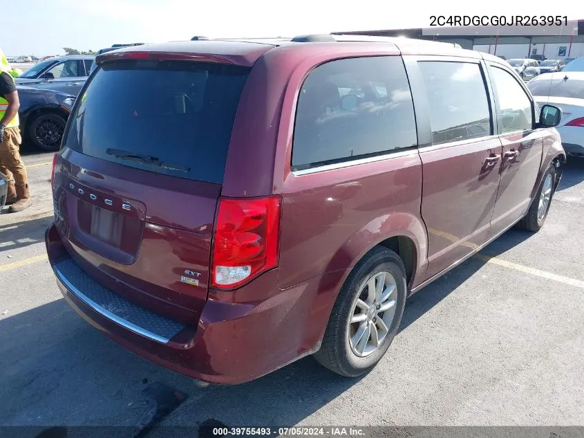 2C4RDGCG0JR263951 2018 Dodge Grand Caravan Sxt