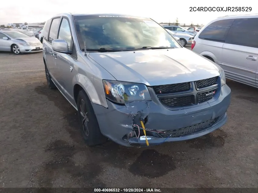 2018 Dodge Grand Caravan Sxt VIN: 2C4RDGCGXJR258529 Lot: 40696532