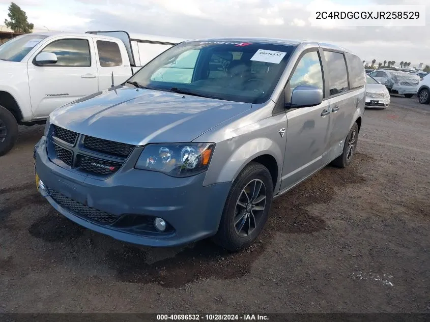 2C4RDGCGXJR258529 2018 Dodge Grand Caravan Sxt