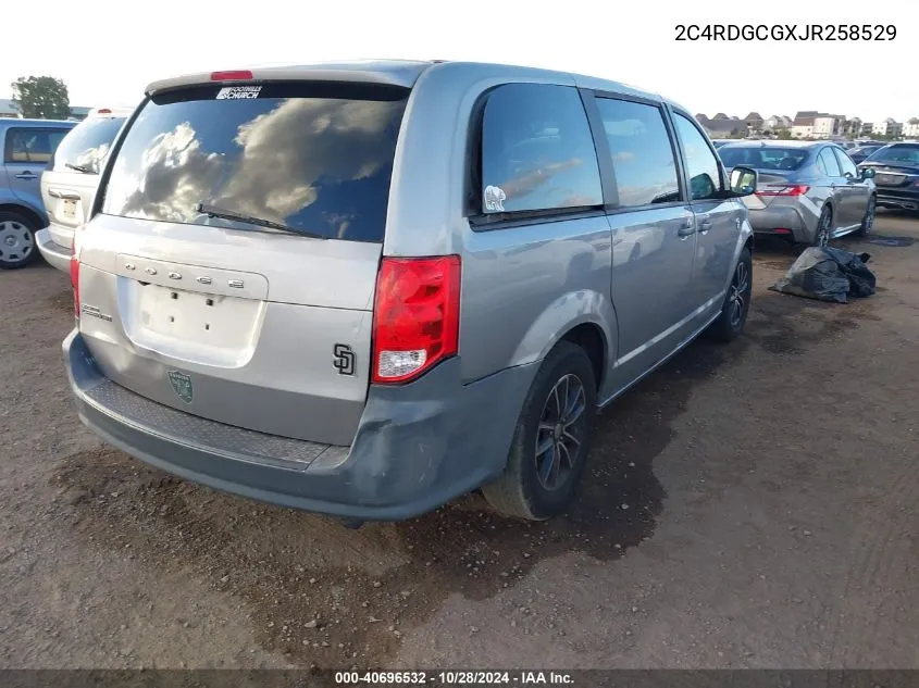 2C4RDGCGXJR258529 2018 Dodge Grand Caravan Sxt