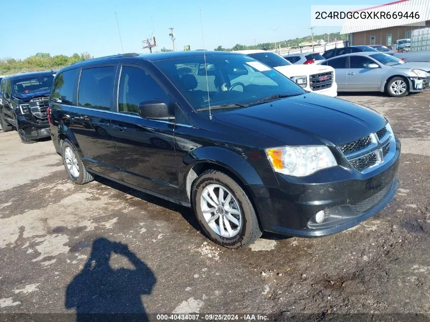 2C4RDGCGXKR669446 2019 Dodge Grand Caravan Sxt