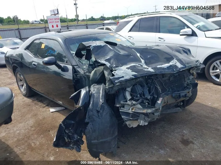 2B3LJ44V89H604588 2009 Dodge Challenger Se