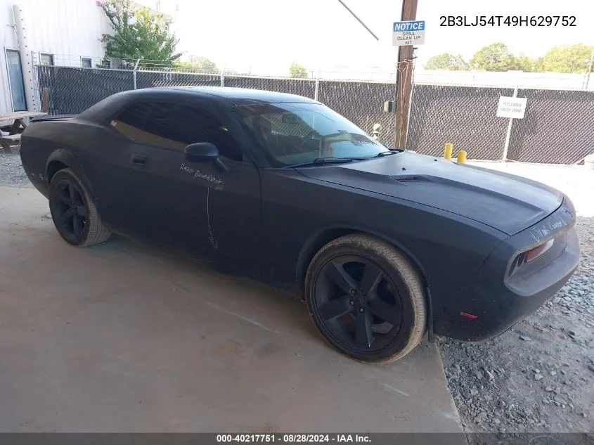 2009 Dodge Challenger R/T VIN: 2B3LJ54T49H629752 Lot: 40217751