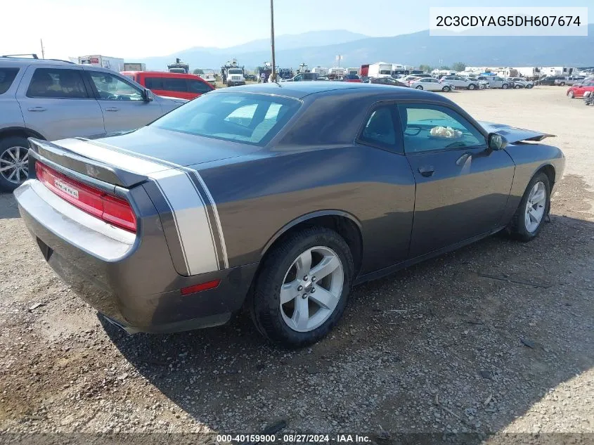 2C3CDYAG5DH607674 2013 Dodge Challenger Sxt