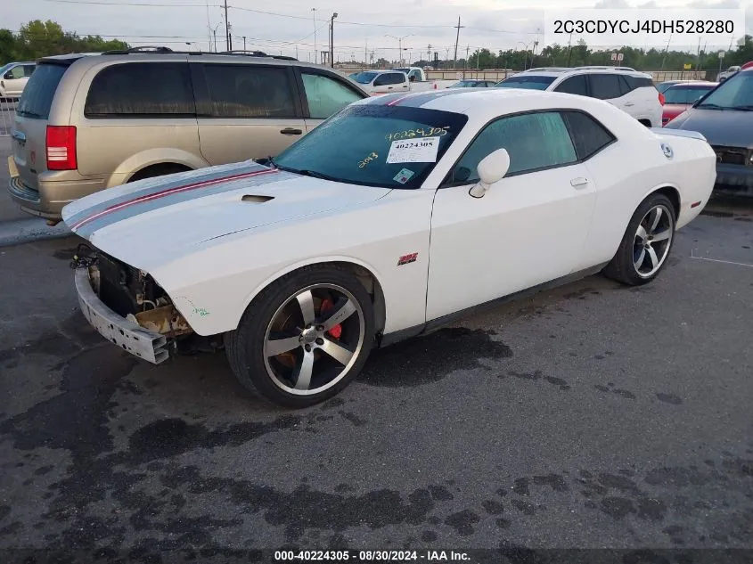 2C3CDYCJ4DH528280 2013 Dodge Challenger Srt8