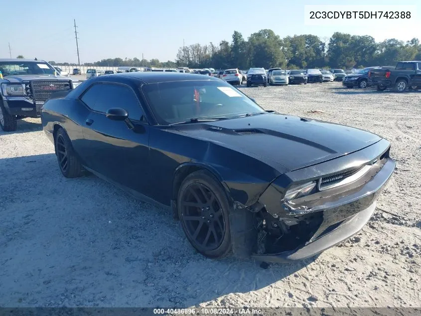 2013 Dodge Challenger R/T VIN: 2C3CDYBT5DH742388 Lot: 40486896