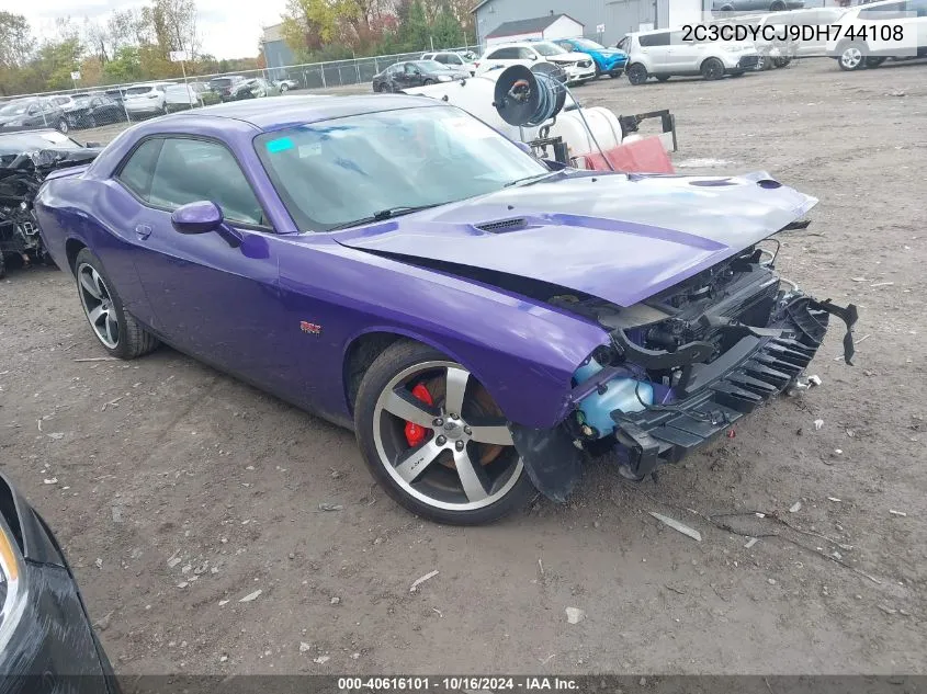 2013 Dodge Challenger Srt8 VIN: 2C3CDYCJ9DH744108 Lot: 40616101