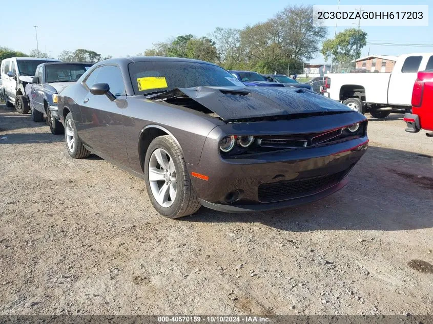 2017 Dodge Challenger Sxt VIN: 2C3CDZAG0HH617203 Lot: 40570159