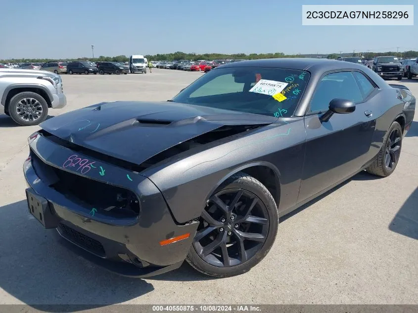 2022 Dodge Challenger Sxt VIN: 2C3CDZAG7NH258296 Lot: 40550875