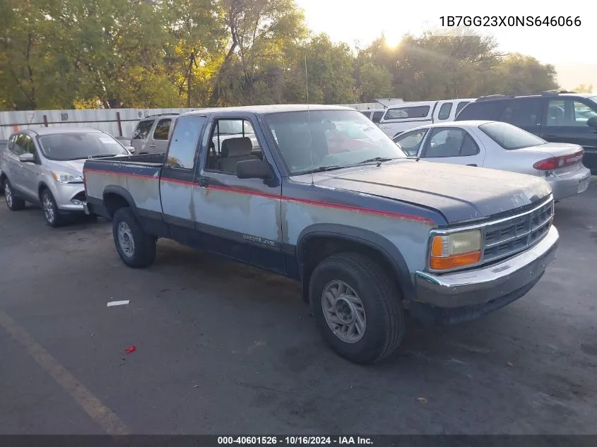 1992 Dodge Dakota VIN: 1B7GG23X0NS646066 Lot: 40601526