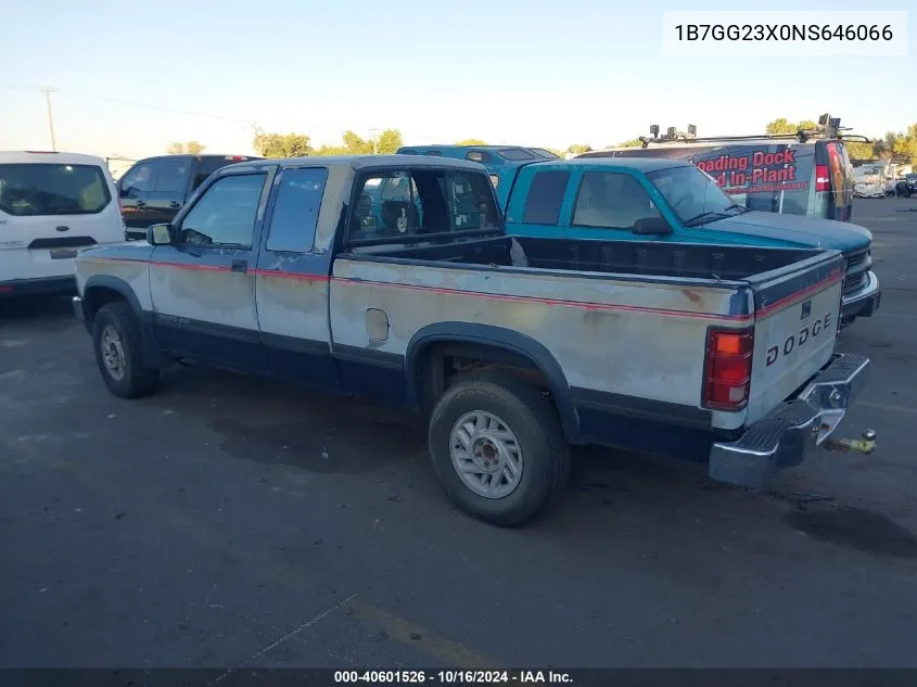 1992 Dodge Dakota VIN: 1B7GG23X0NS646066 Lot: 40601526