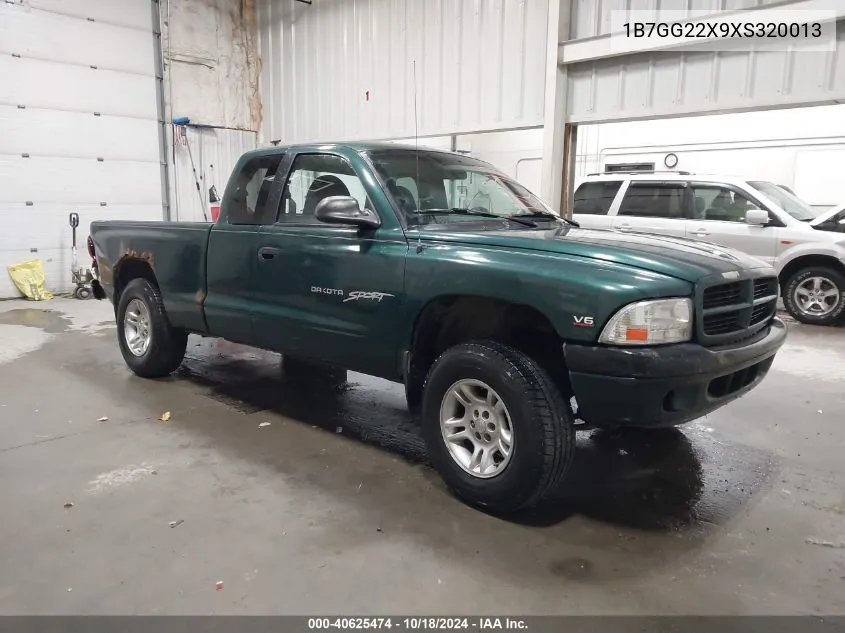 1999 Dodge Dakota Slt/Sport VIN: 1B7GG22X9XS320013 Lot: 40625474