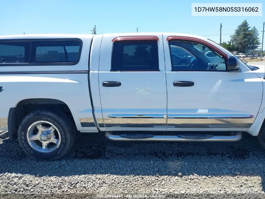 2005 Dodge Dakota Laramie VIN: 1D7HW58N05S316062 Lot: 39689441