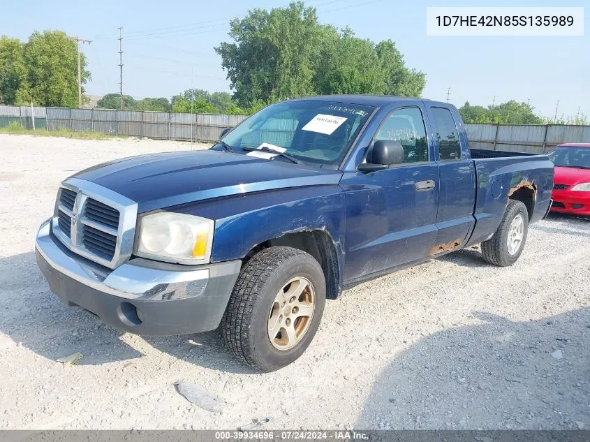 2005 Dodge Dakota Slt VIN: 1D7HE42N85S135989 Lot: 39934696