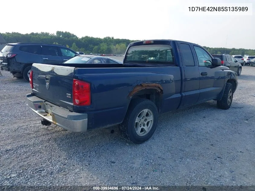 2005 Dodge Dakota Slt VIN: 1D7HE42N85S135989 Lot: 39934696