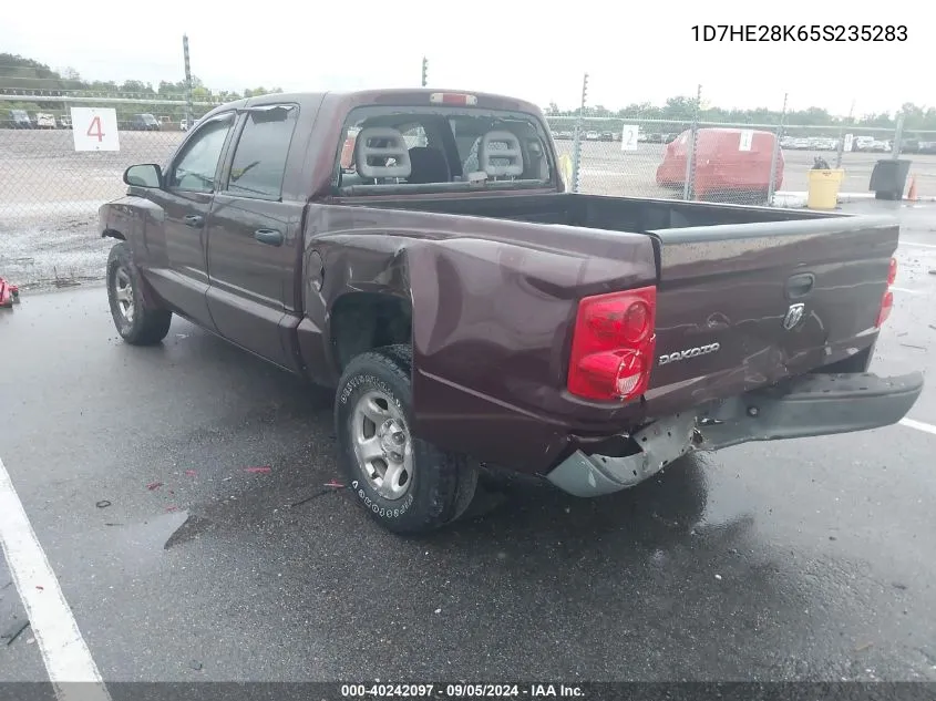 2005 Dodge Dakota Quad/St VIN: 1D7HE28K65S235283 Lot: 40242097