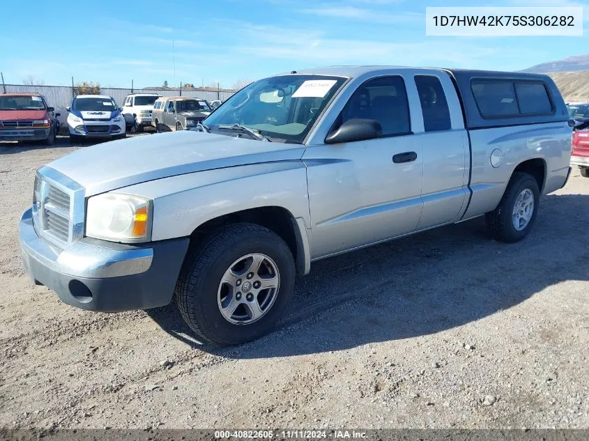 2005 Dodge Dakota Slt VIN: 1D7HW42K75S306282 Lot: 40822605